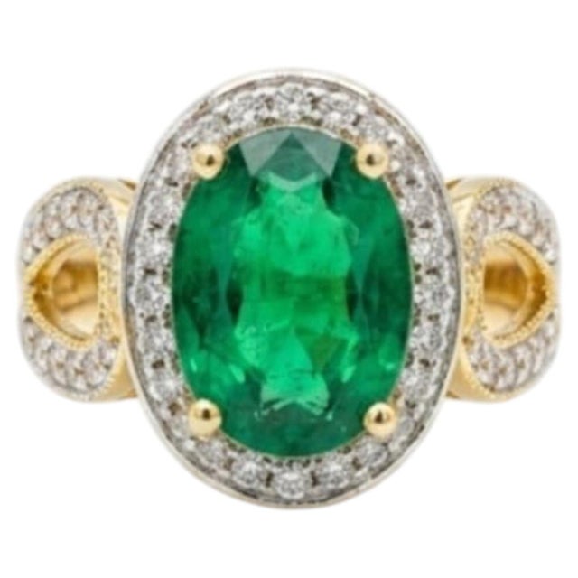 Gemstone details Gold Purity: 18K Solid Gold Emerald: 0.79 cts Diamond: 0.93 cts 18K gold Gross weight: 5.05 grams Net...