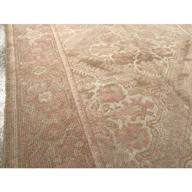 Mid 20th Century Galerie Shabab Collection Mid-20th Century Turkish Anatolian Accent Rug For Sale - Image 5 of 10