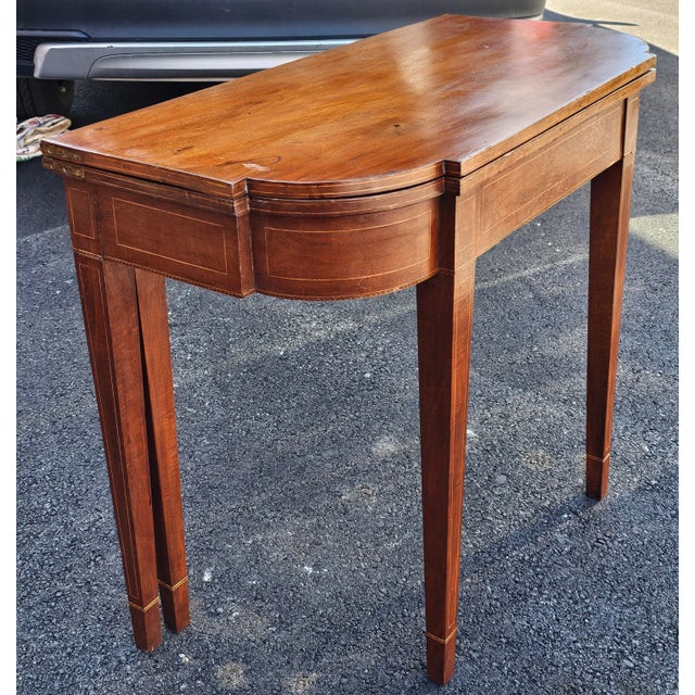 1920s Mahogany and Satinwood Inlaid Federal Style Fold-Top Console or Game Table For Sale In Washington DC - Image 6 of 12