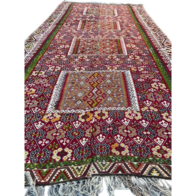 Stunning 90-Year-Old Afshar Flat-Weave Kilim – Exceptional Textile Lovers' Piece Kept in Pristine Trunk Condition For Sale In Atlanta - Image 6 of 7