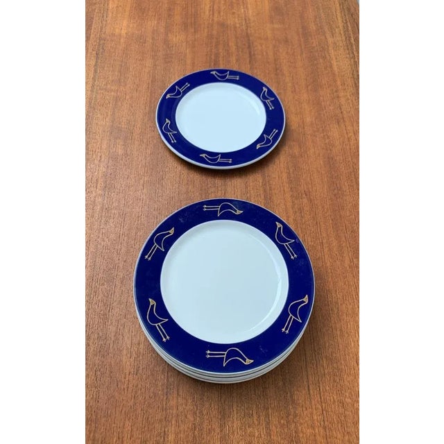 German Postmodern Flying Objects Series Plates by David Palterer and Sieger Design for Arzberg, 1990s, Set of 8 For Sale - Image 6 of 13