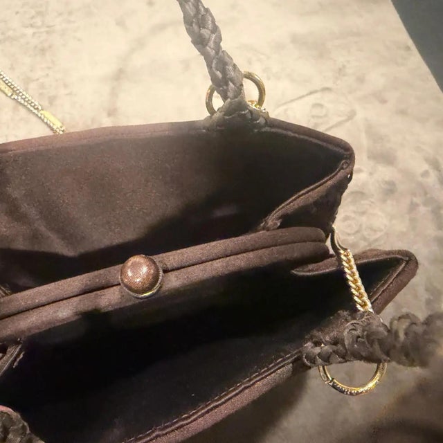 Metal 1960s Luxury Brown Woven Cotton and Brass Italian Evening Bag For Sale - Image 7 of 18