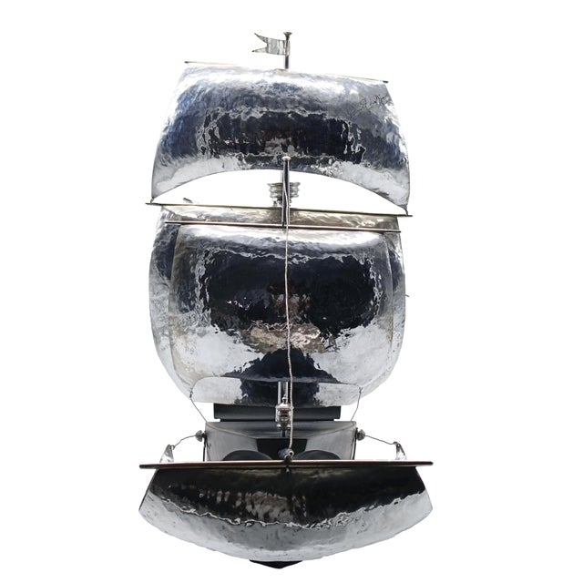 Gio Ponti, Black Wood and Hammered Metal Sailing Ship, 1960s, Metal and Compressed Wood For Sale - Image 6 of 10