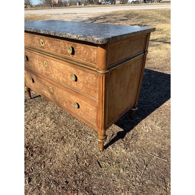 18th Century French Louis XVI Marble Top Burl Mahogany Bleached Chest of Drawer / Commodes For Sale - Image 6 of 12