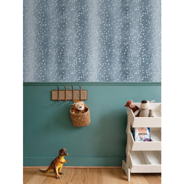 Paper Wilde Spotted Antelope Hide Removable Wallpaper – Slate Blue Double Roll For Sale - Image 7 of 8