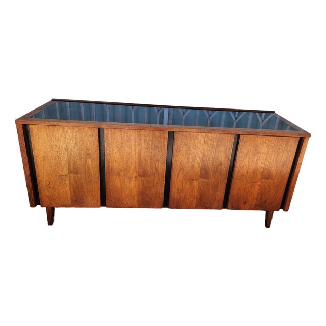 1960's Modern Sideboard Credenza For Sale