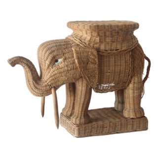 1970s Vivai Del Sud Style Wicker Elephant Side Table Stand Base For Sale