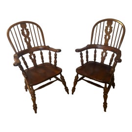 Example of Rustic European Windsor Chairs