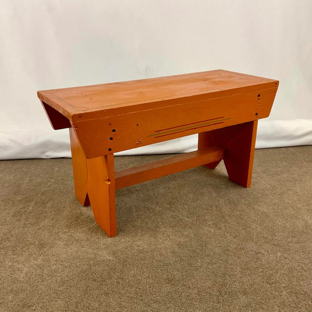 American 1970s Vintage Arts & Crafts Farmhouse Folk Art Painted Pine Bench For Sale - Image 3 of 11