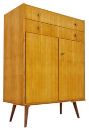 Example of China and Display Cabinets