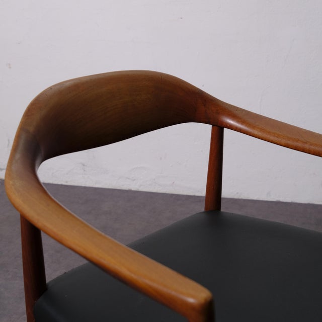 Modern Vintage Danish Armchair in Solid Wood, 1950s For Sale - Image 3 of 18