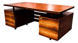 Example of Jacaranda Desks