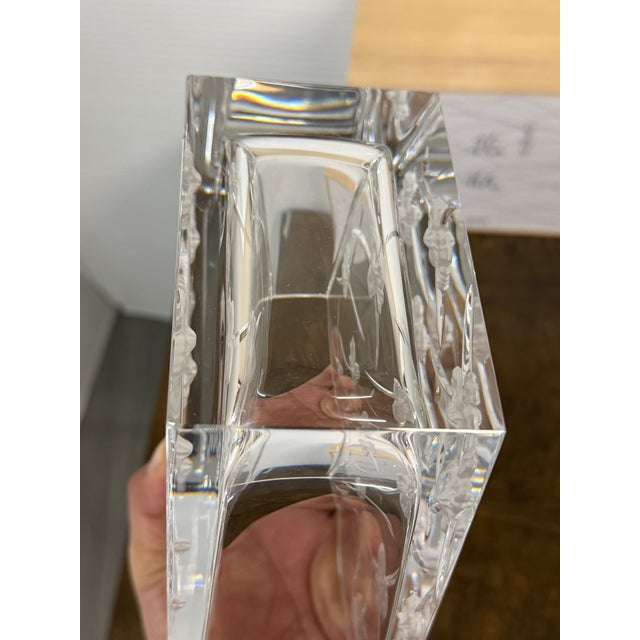 Transparent Hoya Crystal Commemorative Floral Art Vase + Box For Sale - Image 8 of 12