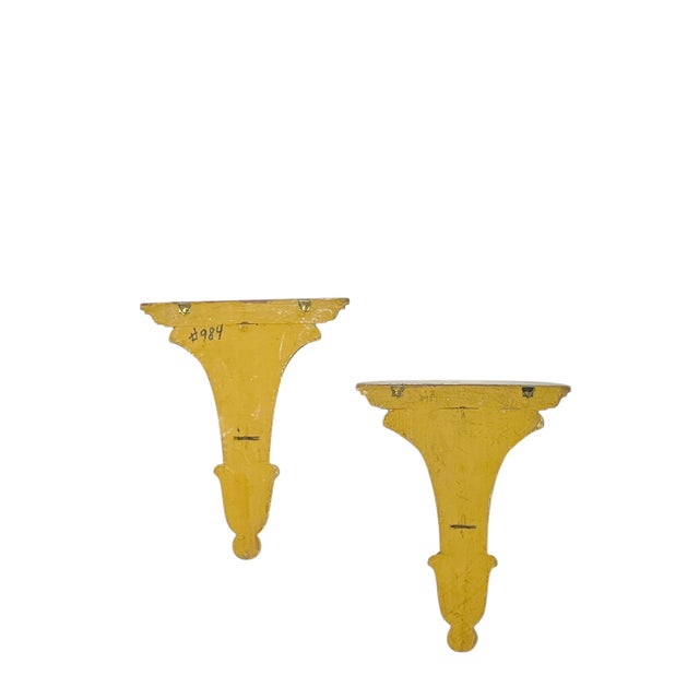 Mid 20th Century Pair Italian Hollywood Regency Style Carved Gilt Wood Fluted Wall Brackets For Sale - Image 9 of 10