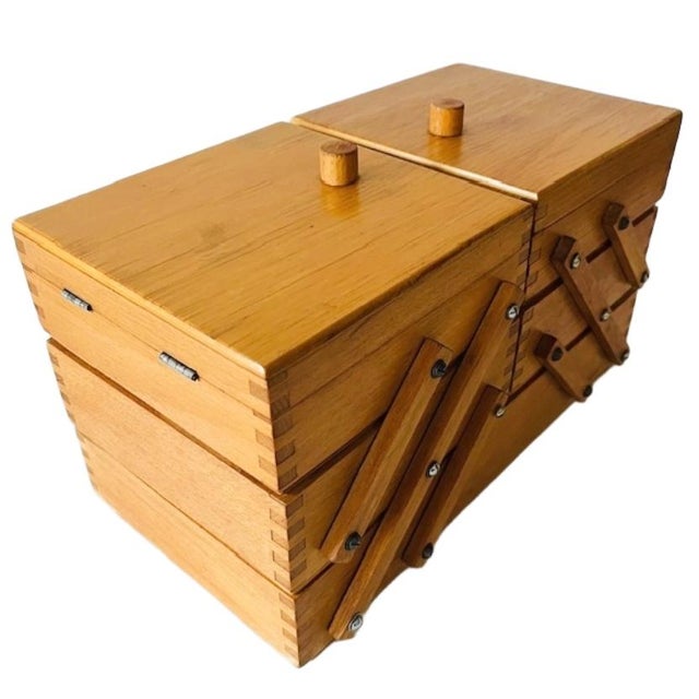 1960s Mid-Century Modern Danish Folding Wooden Sewing Box, 1960s For Sale - Image 5 of 12