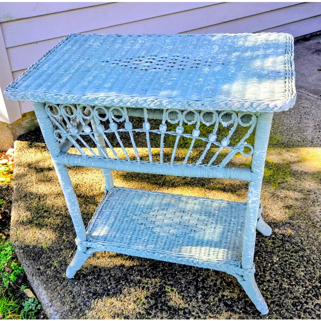 1980s Distressed Wicker Side Table Attributed to Henry Link No Label For Sale - Image 13 of 14