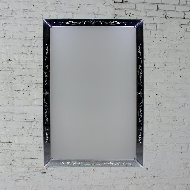 Art Deco 1930-1950’s Art Deco Hollywood Regency Etched Venetian Glass Rectangular Wall Mirror For Sale - Image 3 of 18