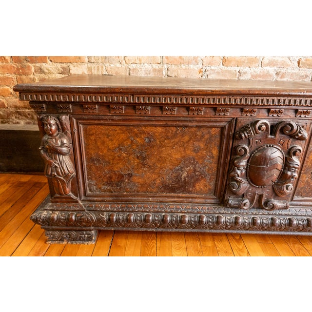 Wood 17th Century Italian Baroque Walnut Cassone Chest With Crest and Burl Panels For Sale - Image 7 of 18