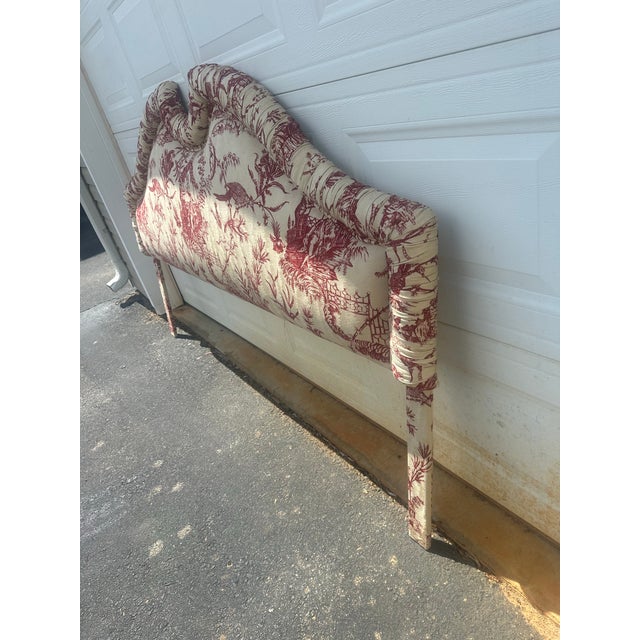 Late 20th Century Vintage French Country Toile Upholstered Headboard – King/Queen, Rolled Silhouette For Sale - Image 5 of 10