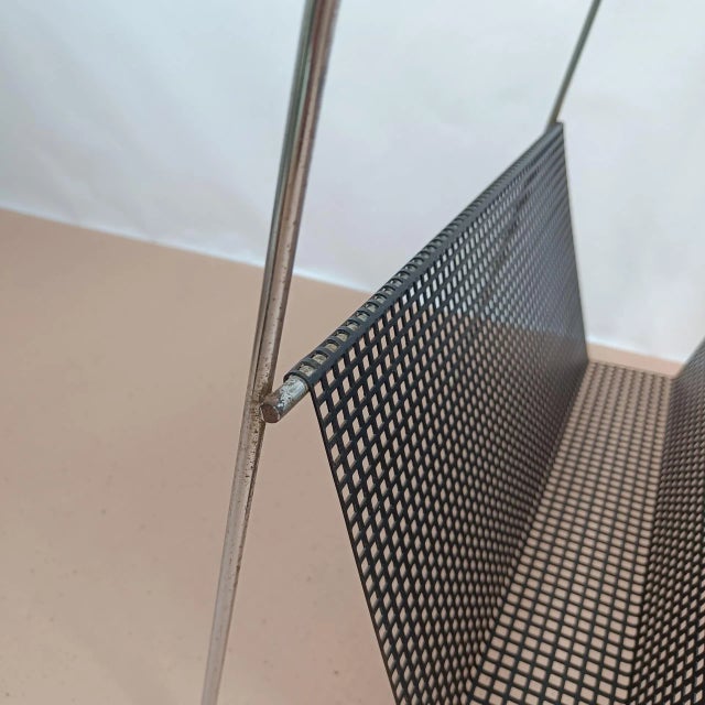 1960s Pilastro Magazine Rack, 1960s For Sale - Image 5 of 6