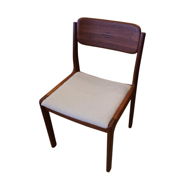 Beige Model 59 Chairs by Henning Kjærnulf for Vejle Stole-og Møbelfabrik, Denmark, 1960s, Set of 4 For Sale - Image 8 of 13