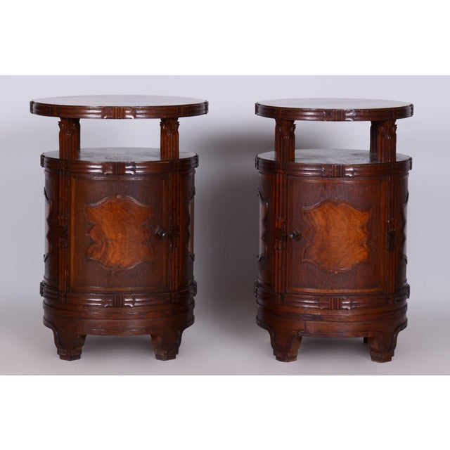 This pair of tables from the early 20th century is an outstanding example of the fusion between Art Deco and Cubism,...