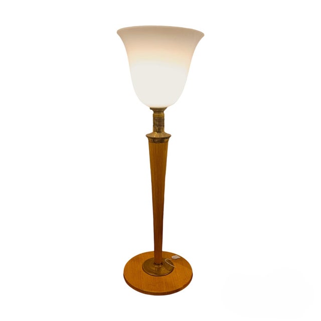 One of the most highly regarded Art Deco lighting pieces in the world of interior design and collecting. Mazda lamp from...
