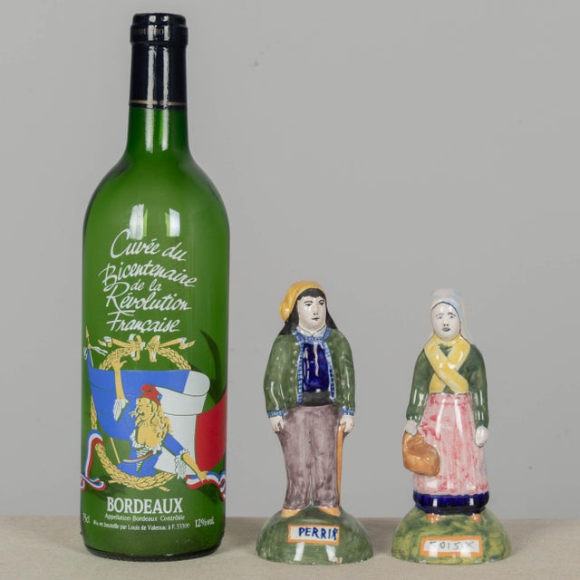 French Henriot Quimper Faience Figurines, a Pair For Sale - Image 9 of 9