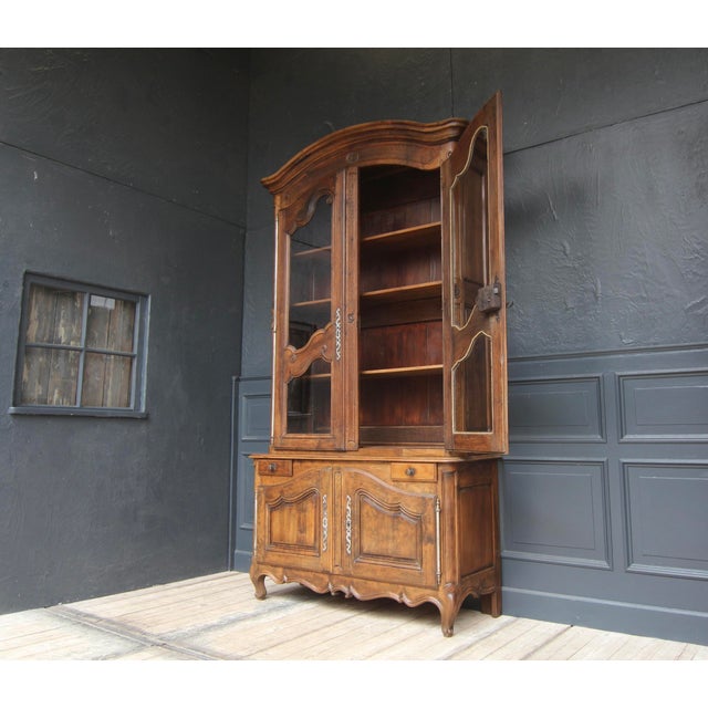 Tan Early 19th Century French Provincial Walnut Buffet For Sale - Image 8 of 18