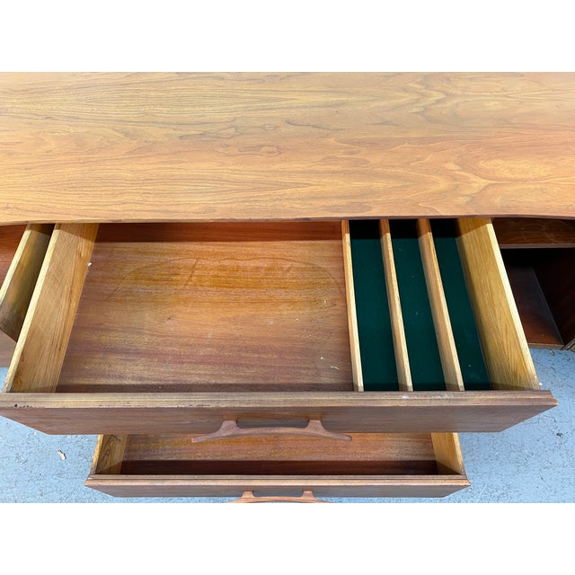 Mid-Century Sculpted Walnut Credenza by Young Manufacturing, Attributed For Sale - Image 12 of 17