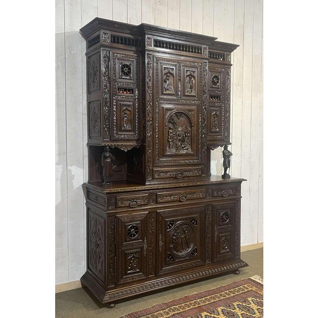 Early 20th Century Breton Two-Part Buffet in Chestnut Wood For Sale - Image 6 of 18