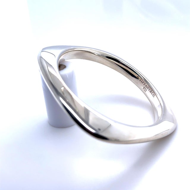 2020s Tiffany & Co. Sterling Silver Vintage Square Bangle Bracelet 56.84g For Sale - Image 5 of 8