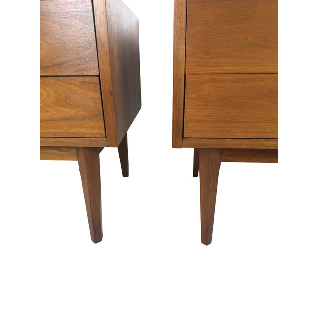 American of Martinsville Mid-Century Modern Two-Drawer Nightstands, Pair For Sale - Image 17 of 18