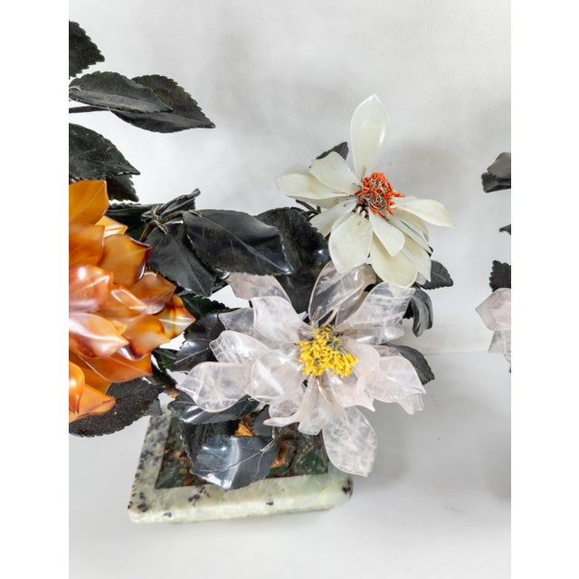 20th Century Chinese Chinoiserie Pair of Jade Trees With Nephrite, Carnelian and Rose Quartz For Sale In New York - Image 6 of 18