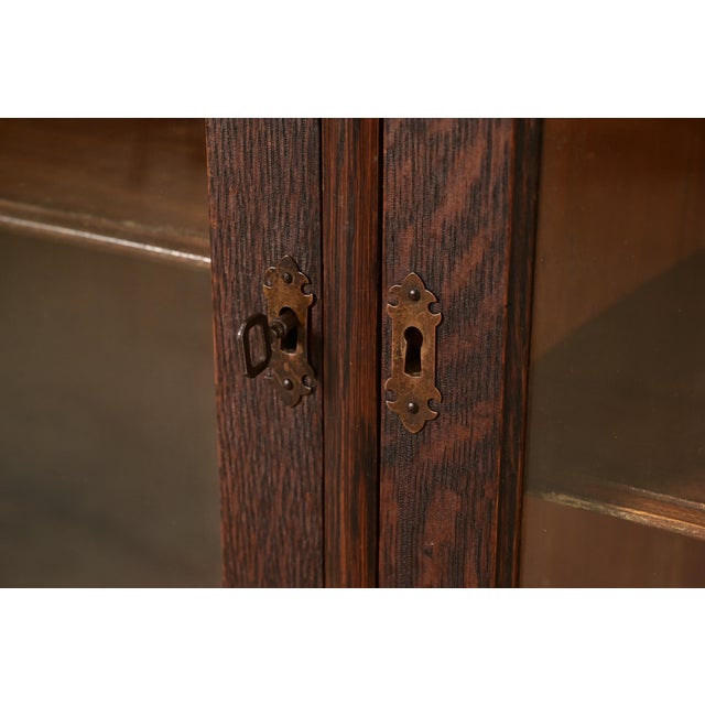 R. J. Horner Style Victorian Carved Oak Glass Front Triple Bookcase, Circa 1890s For Sale In South Bend - Image 6 of 12