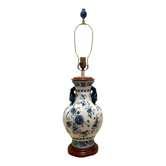 Vintage Blue and White Chinoiserie Pomegranate Lamp For Sale