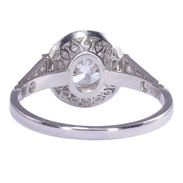 Contemporary 1900-1909 1.33 Carat Center Diamond Platinum Engagement Ring, Size 7.25 For Sale - Image 3 of 7