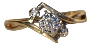 The Renabie: Ladies Vintage Yellow Gold Bypass Diamond Engagement Ring