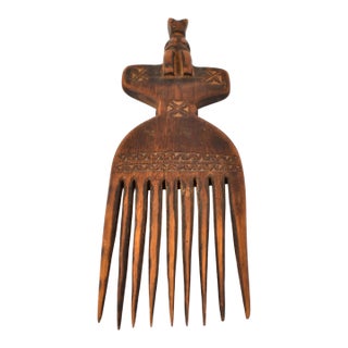 Early 20th Century Nyamwezi Mwana Hiti Figural Comb Tanzania For Sale