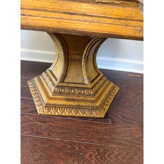 1980s Hollywood Regency Hexagonal Parcel-Gilt Lighted Curio Vitrine Cabinet For Sale In Atlanta - Image 6 of 6