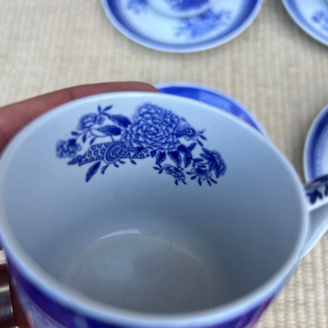 A Set of 4 Copeland Spode Fitzhugh Blue Demitasse Cups and Saucers, Circa 1960’s For Sale - Image 6 of 12