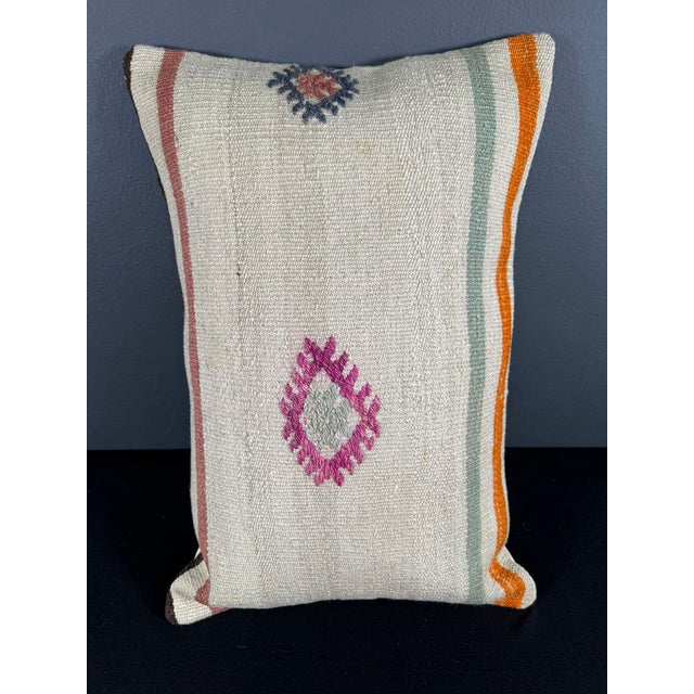 Turkish Hemp Pillow Cushion Natural Beige Pink Pillow Cushion Cover 16 "x 24" For Sale - Image 4 of 4
