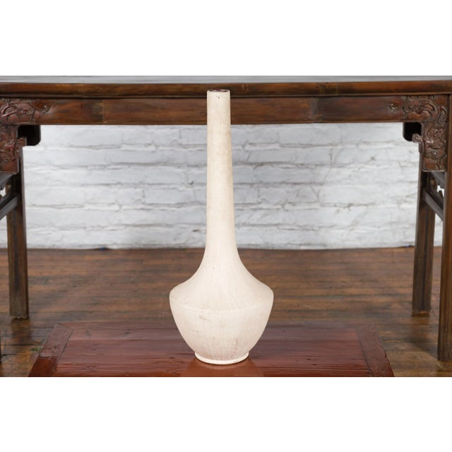 Northern Thai Chiang Mai White Contemporary Vase from the Prem Collection For Sale - Image 4 of 13