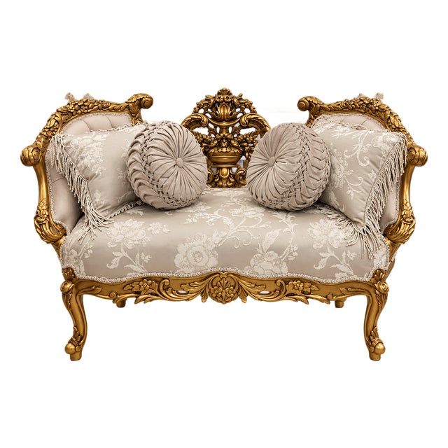 Luxury French Louis XV Style Settee – Ornate Gold Leaf Frame With Ivory Floral Damask Upholstery For Sale