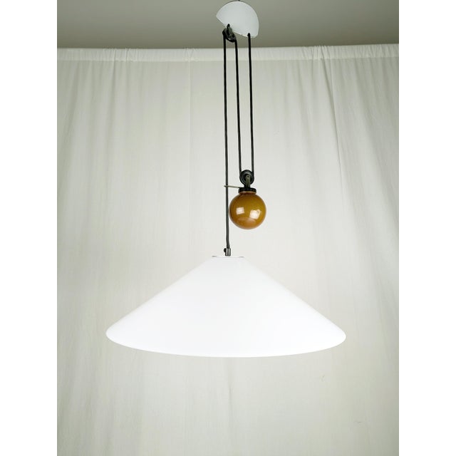 White Plastic and Metal Counterweight Aggregato Pendant Lamp by E. Mari for Artemide, 1978 For Sale - Image 10 of 14