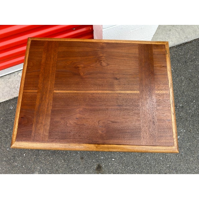 Brown Lane Style Mid Century Modern Walnut Two-Tier Side Table, 1960s For Sale - Image 8 of 11