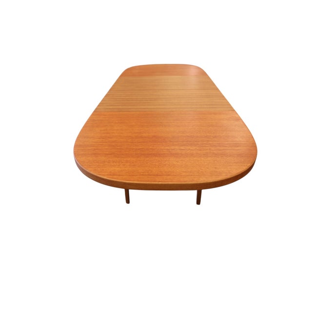 Oval Dining Table in Teak and Oak with Two Extension Leaves by Bertil Fridhagen for Bodafors, 1960 For Sale - Image 16 of 17