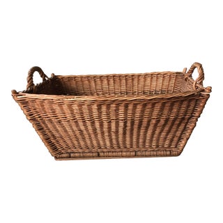 Vintage C. 1920s French Laundry Basket For Sale