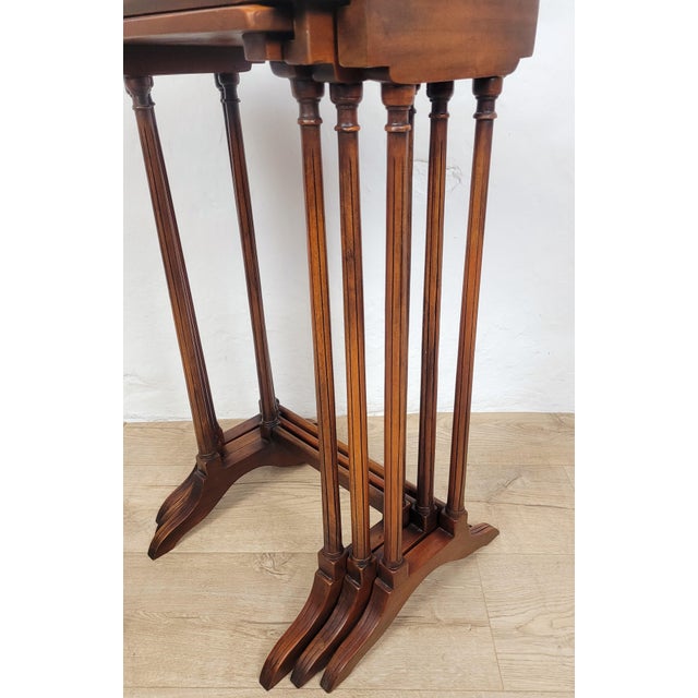 Victorian Nesting Tables in Mahogany, 1880, Set of 3 For Sale - Image 9 of 18