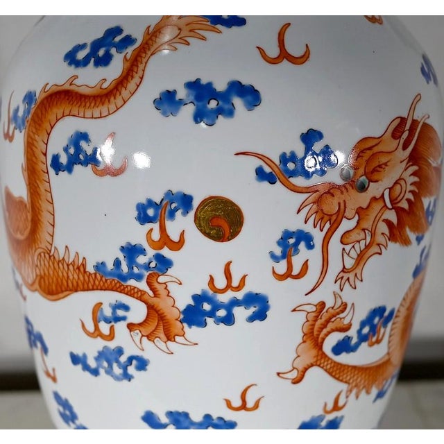 Dragons Table Lamp in Chinese Porcelain, 1960 For Sale - Image 18 of 18